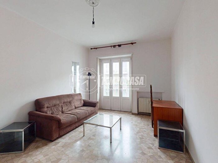 Appartamento bilocale in affitto in Via Venini Giulio e Corrado, Pasteur, Milano