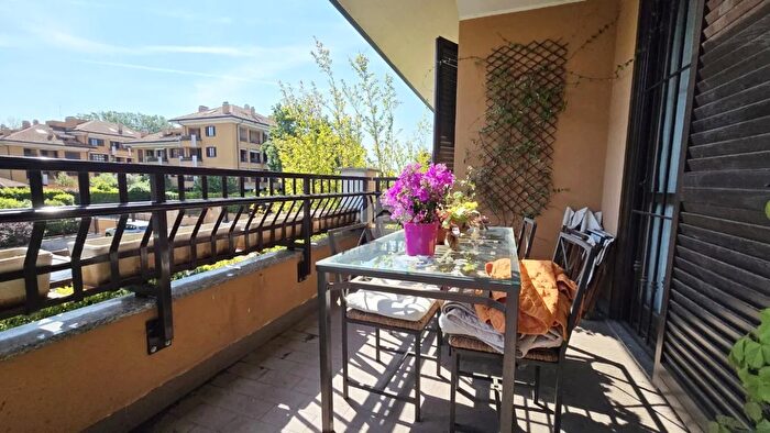 Appartamento trilocale in vendita in Via Caduti di Nassirya, Peschiera Borromeo