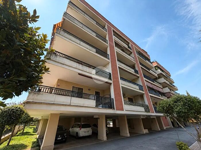 Appartamento bilocale in vendita in Via Raoul Chiodelli, Roma