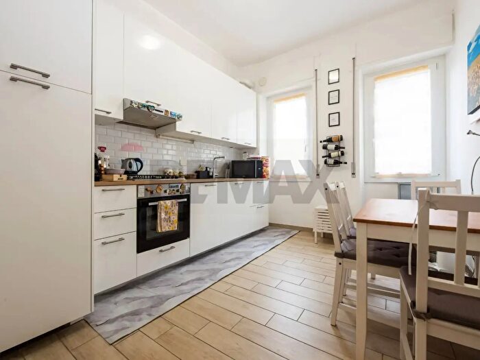 Appartamento bilocale in vendita in Corso Aldo Gastaldi, Genova