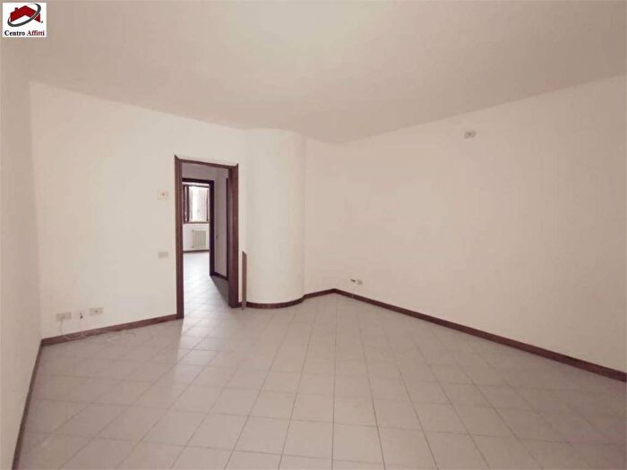 Appartamento trilocale in affitto in Via Pisana, Montuolo, Lucca