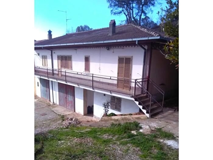 Casa con 5 locali in vendita in Contrada Stio, Rose