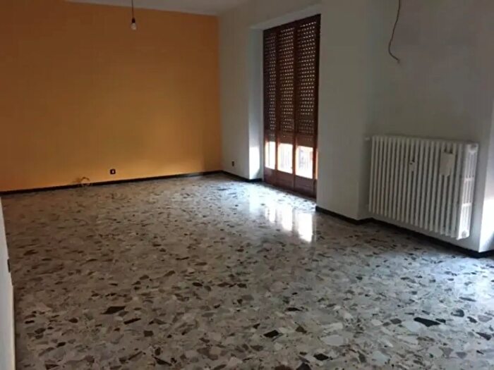 Appartamento quadrilocale in vendita in Via Aspromonte, Alessandria