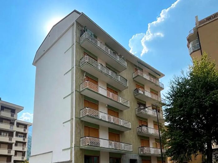 Appartamento con 5 locali in vendita in Via Gibellino, Domodossola