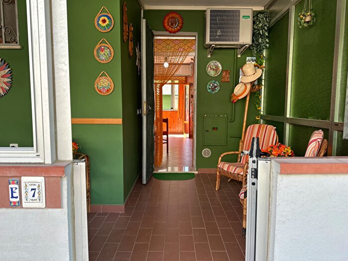 Appartamento trilocale in vendita in Via Giovanni Boldini, Comacchio