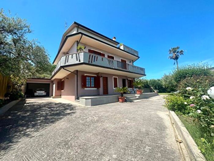 Casa con 6 locali in vendita in Contrada Certari, Capo DOrlando