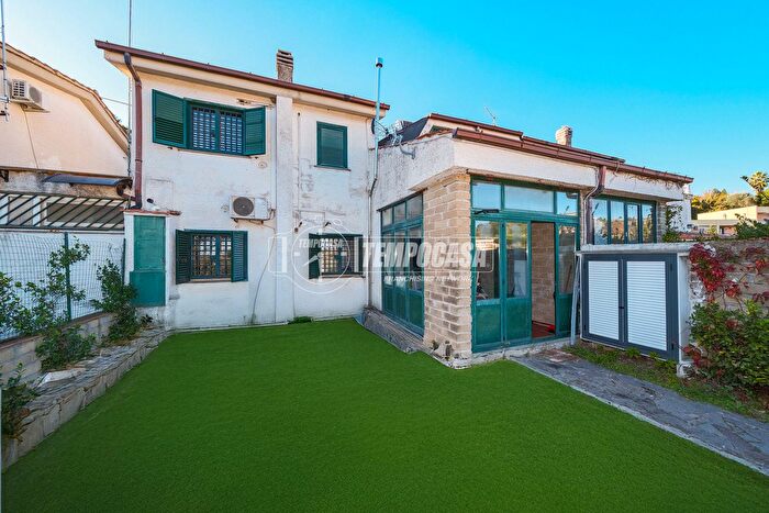 Casa trilocale in vendita in Via Salvatore Quasimodo Poggio dellEllera, Campagnano Di Roma