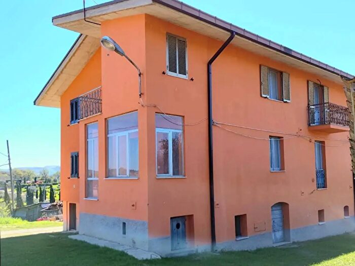 Appartamento con 5 locali in vendita in Bivio Collevecchio, Montorio Al Vomano