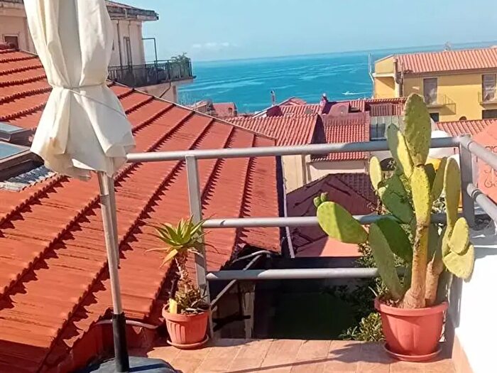 Appartamento quadrilocale in vendita in Via Matteo Fiore, Salerno