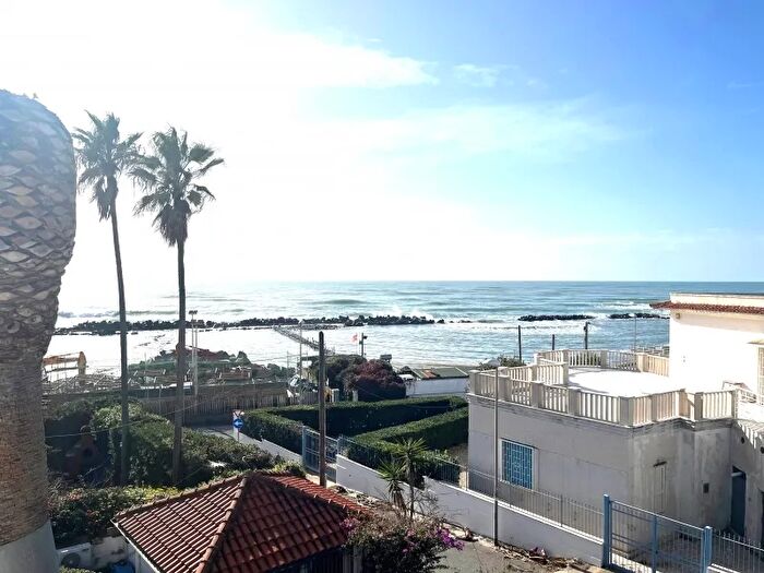 Casa con 5 locali in vendita in Santa Marinella