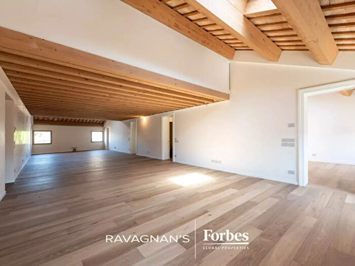 Appartamento con 10 locali in vendita in Treviso