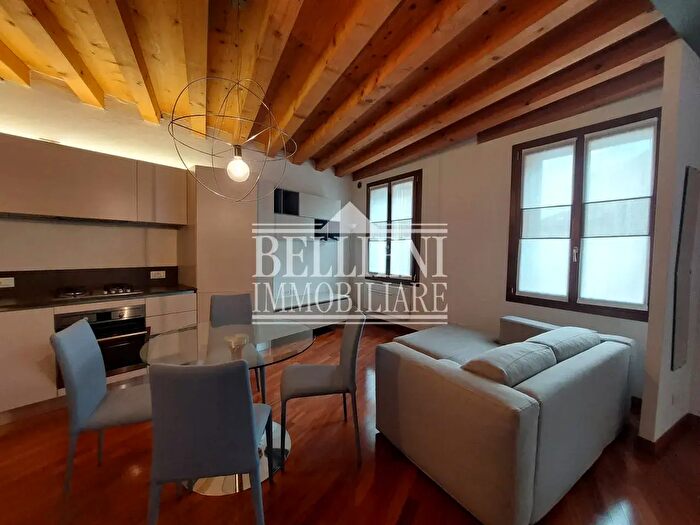 Appartamento bilocale in affitto in Contra San Domenico, Vicenza