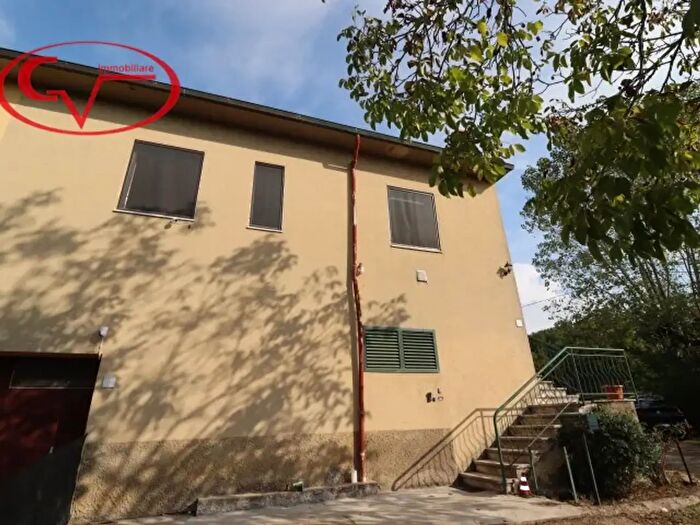 Casa quadrilocale in vendita in Laterina, Laterina Pergine Valdarno