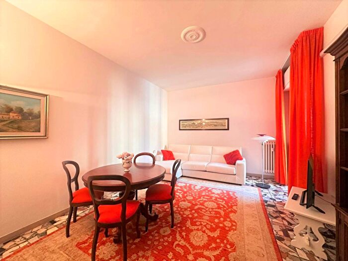 Appartamento con 5 locali in vendita in Firenze