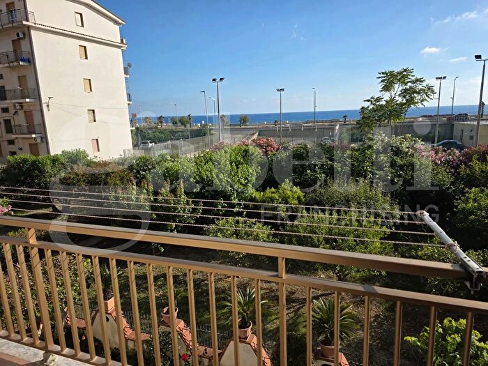 Appartamento quadrilocale in vendita in Via II Veneto, Cetraro