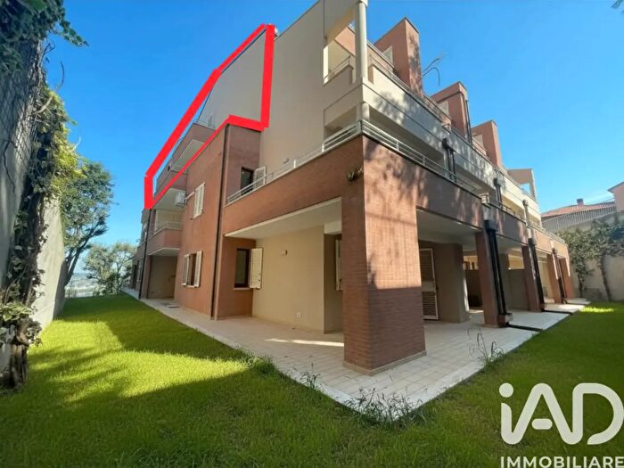 Appartamento con 5 locali in vendita in Via Dante Alighieri, Sant'Elpidio A Mare