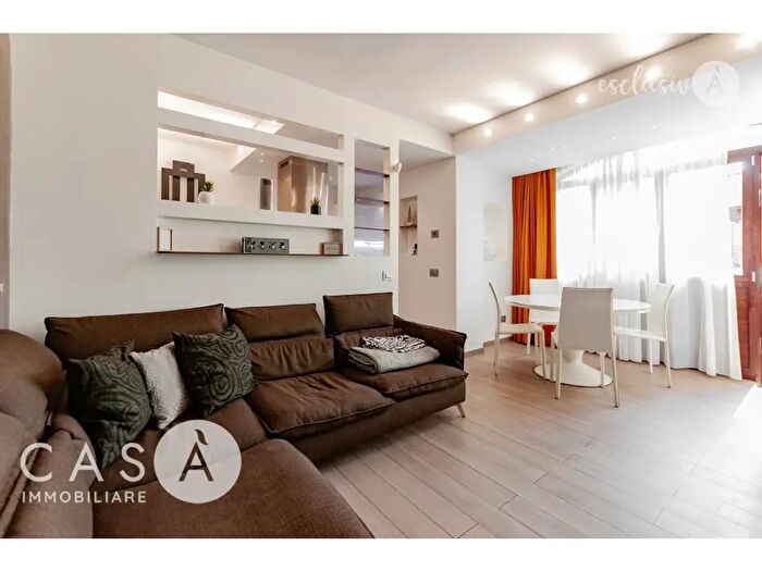 Casa quadrilocale in vendita in Viale Pascoli b, Cesenatico