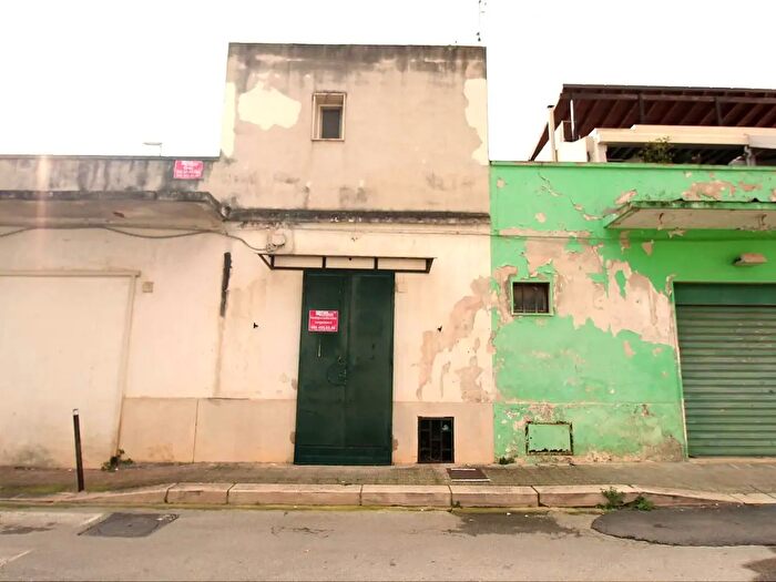 Casa con 5 locali in vendita in Capurso