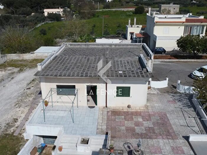 Casa trilocale in vendita in Strada Pasqualone, Martina Franca