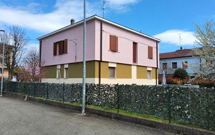 Casa con 5 locali in vendita in Via Chiletti, San Prospero