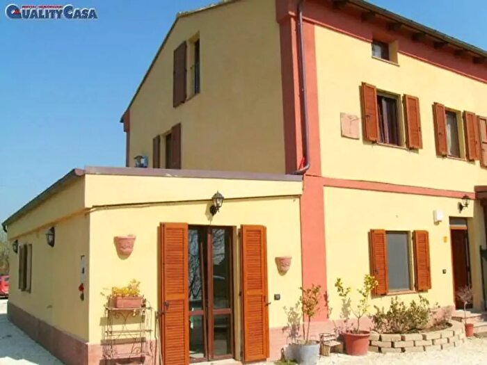Appartamento trilocale in vendita in Via Galoppo, Chiaravalle