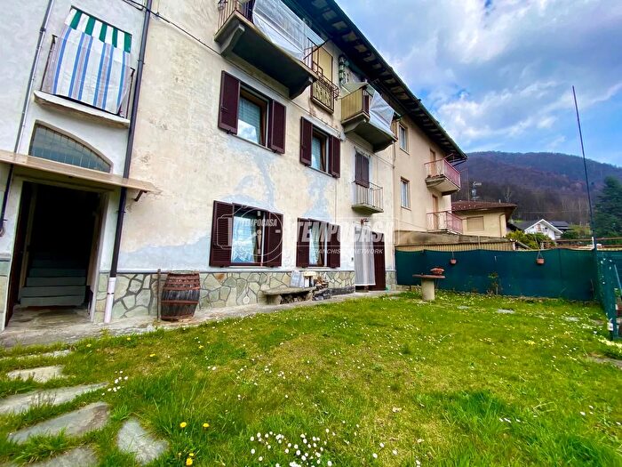 Appartamento con 5 locali in vendita in Frazione Procaria, Ceres