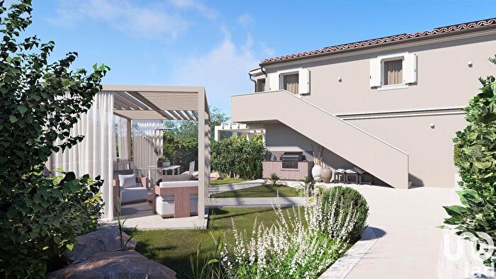 Appartamento trilocale in vendita in Strada Vallone, Ancona