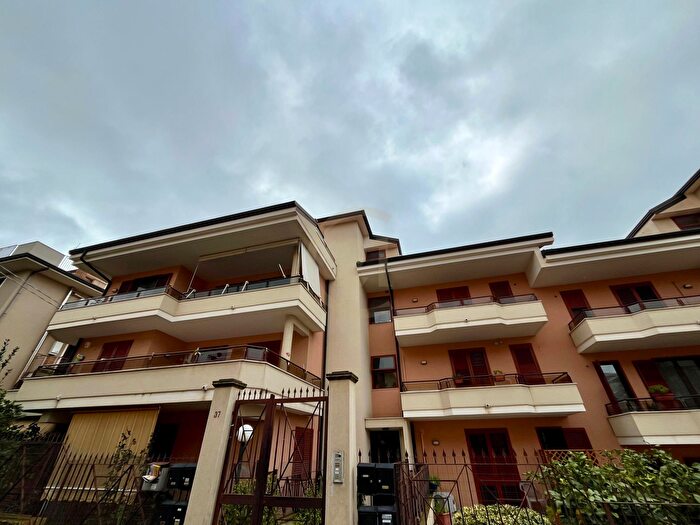 Appartamento trilocale in vendita in Via Enrico Toti, Motta SantAnastasia