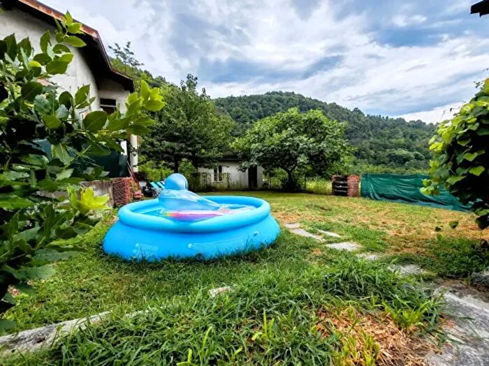 Casa con 5 locali in vendita in Via Madonna del Carmine, Verbania