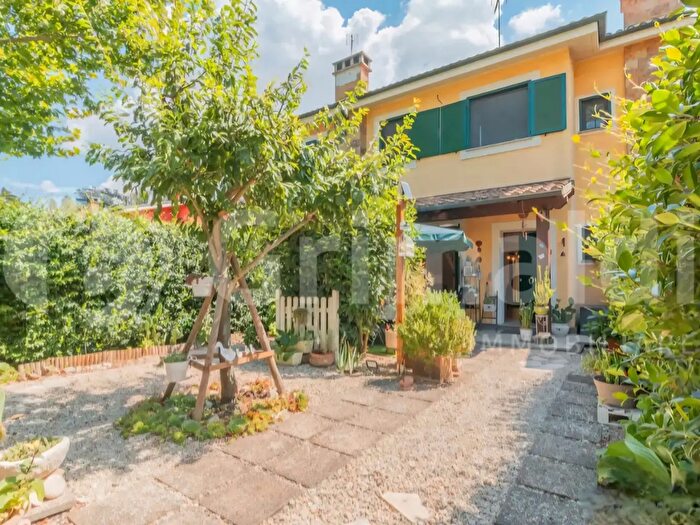 Appartamento quadrilocale in vendita in Via Giuseppe Verdi, Nepi