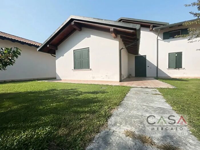 Casa con 5 locali in vendita in Via Braide, Casarsa Della Delizia