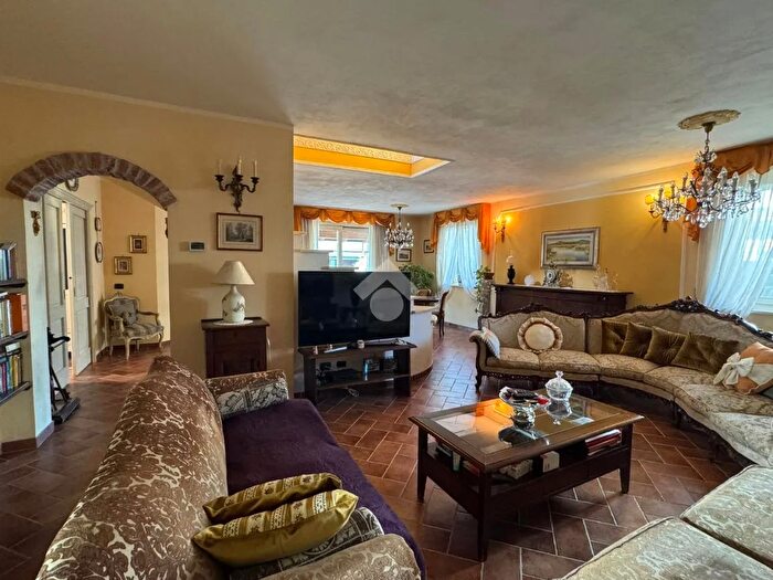 Casa quadrilocale in vendita in Via a F Vietti, Vinzaglio