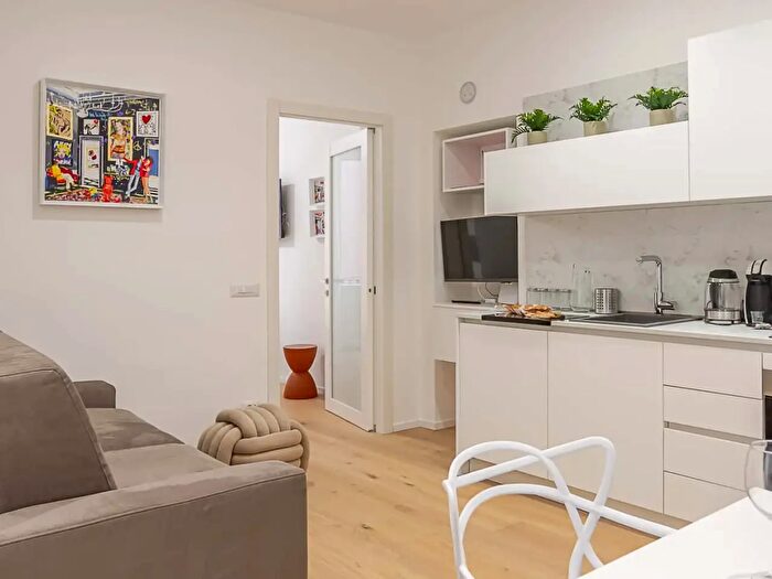 Appartamento monolocale in affitto in Corso di Porta Ticinese, Milano