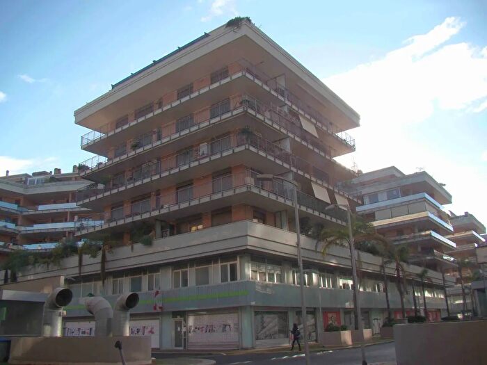 Appartamento bilocale in vendita in Viale Donato Bramante, Fiumicino