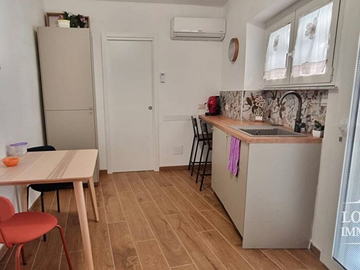 Appartamento monolocale in affitto in Via Vincenzo Caruso, Centro, Acerra