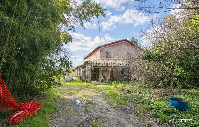 Casa con 5 locali in vendita in Via Ravennate, Cesena