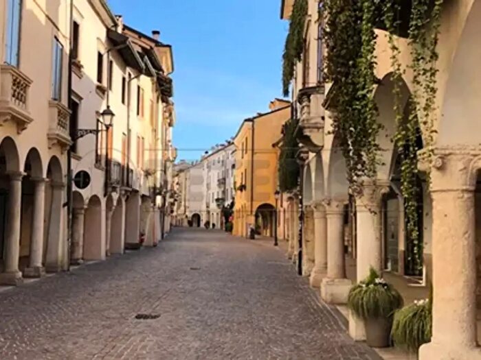 Appartamento in affitto in Contrà SSApostoli, Vicenza