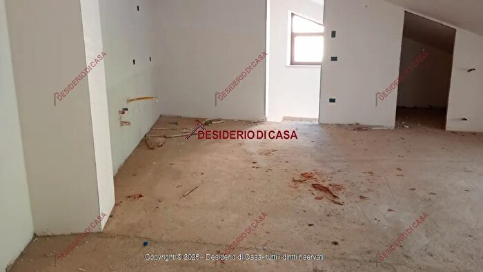 Appartamento con 6 locali in vendita in Borgetto