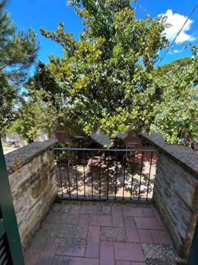 Casa monolocale in vendita in Località Ossaia, Cortona