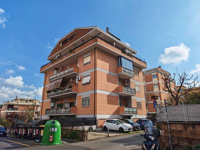 Appartamento bilocale in affitto in Via di Val Favara, Torrevecchia, Roma