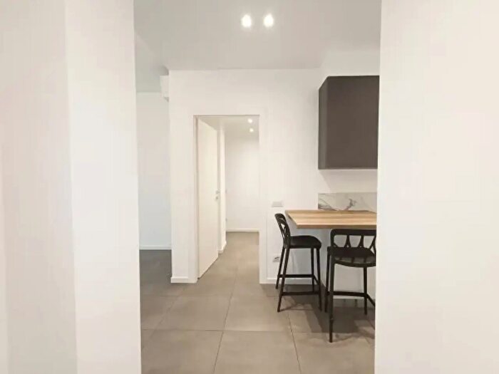 Appartamento trilocale in affitto in Via Giuseppe Antonio Borgese, Milano