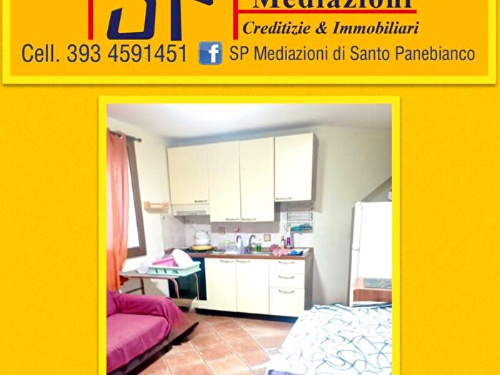 Casa trilocale in affitto in Via Libertà, Centro, Giarre