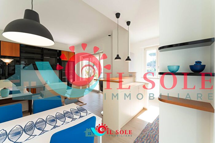 Appartamento trilocale in affitto in Via Felci, Pisa