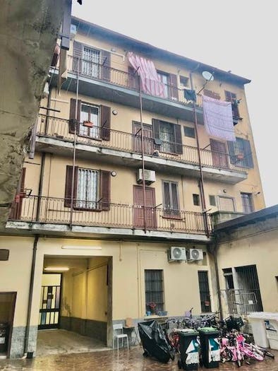 Appartamento trilocale in affitto in Via Pusiano, Cimiano, Milano