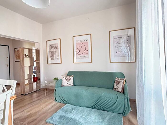 Appartamento trilocale in affitto in Via Ada Negri, Fanfani, Lodi