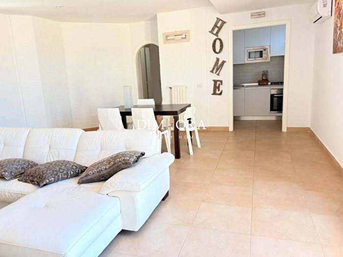Casa trilocale in affitto in Piazza del Comune, Centro, Sabaudia