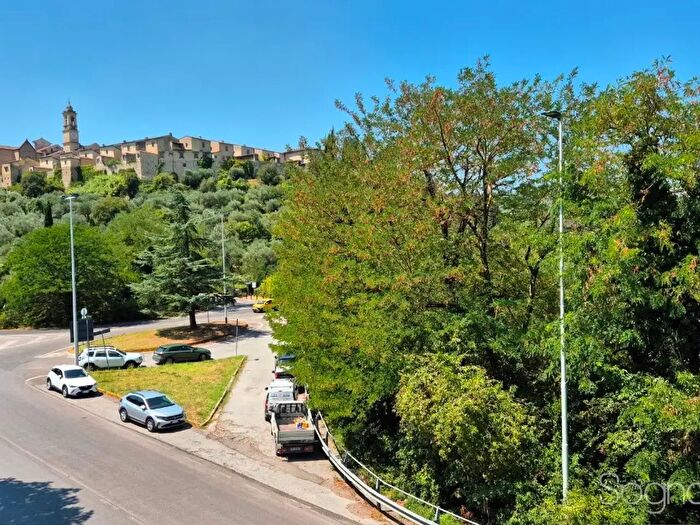 Appartamento quadrilocale in vendita in Via della Certosa, Firenze