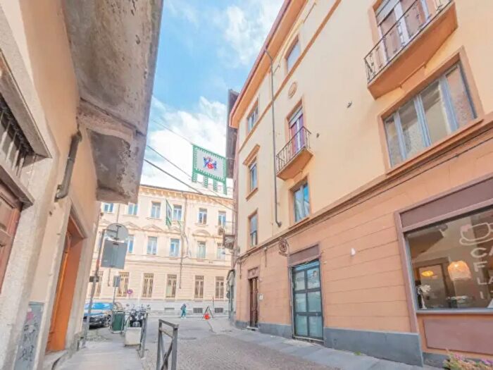 Appartamento bilocale in vendita in Via Roero, Asti