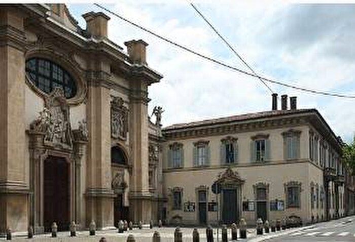 Appartamento monolocale in affitto in Via Conservatorio, Palestro, Milano