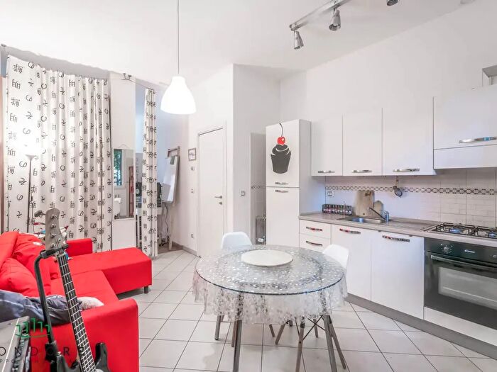 Appartamento monolocale in affitto in Via Alidosi, Bologna